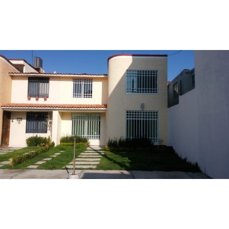 "Se vende hermosa casa en Villas del Alamo, Mineral de la Reforma, Hidalgo"