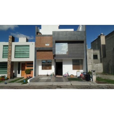 Casa en venta Fracc. Residencial Platinum al sur de Pachuca Hidalgo