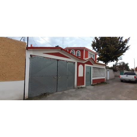 SE VENDE CASA EN SAN JUAN TEPEMAZALCO, ZEMPOALA HIDALGO.