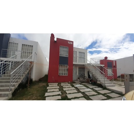 SE VENDE CASA DUPLEX EN EL FRACCIONAMIENTO "CHAVARRIA", MINERAL DE LA REFORMA HIDALGO.