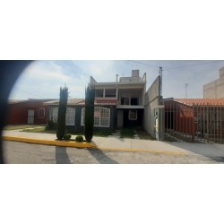SE VENDE CASA EN LA COLONIA FORJADORES, MINERAL DE LA REFORMA HIDALGO.