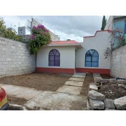 SE VENDE CASA EN LA PROVIDENCIA.