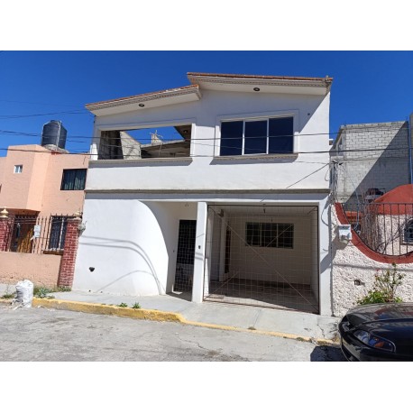SE VENDE CASA EN PACHUCA, EN LA COLONIA "LA PROVIDENCIA"