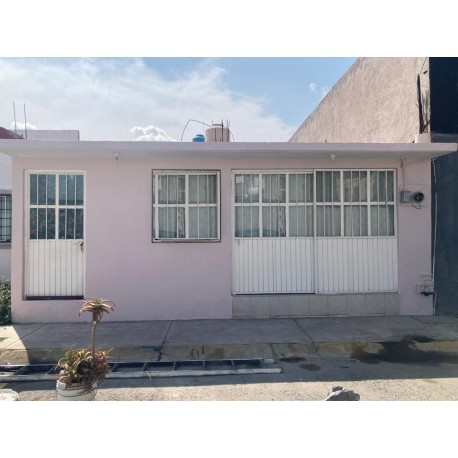 SE VENDE CASA EN PACHUCA EN PRIVADAS DE SANTA MATILDE.