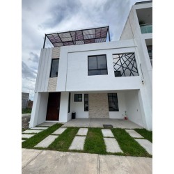 SE VENDE PRECIOSA CASA EN LA PRIVADA "RESIDENCIAL PLATINUM" EN PACHUCA.